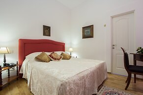 Grand Boutique Hotel