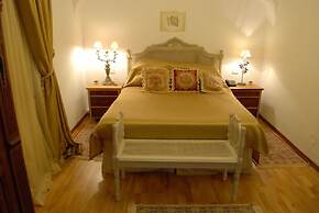 Grand Boutique Hotel