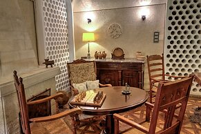 Grand Boutique Hotel