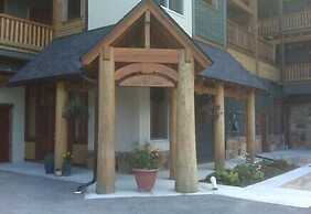 Mountain Town Properties Cascade Lodge 4A