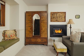 Arch Cape Inn and Retreat - Cannon Beach