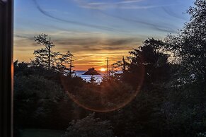 Arch Cape Inn and Retreat - Cannon Beach