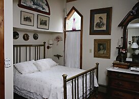 The Ebenezer House Bed & Breakfast