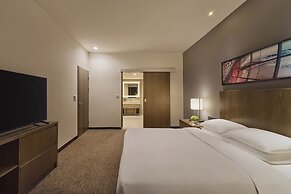 Hyatt House Shenzhen Airport
