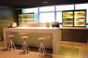 Hyatt House Shenzhen Airport