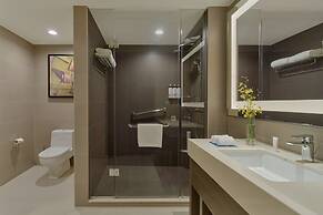 Hyatt House Shenzhen Airport