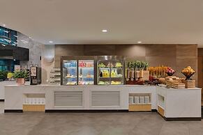 Hyatt House Shenzhen Airport