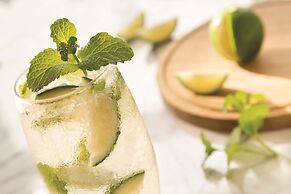 Hyatt House Shenzhen Airport