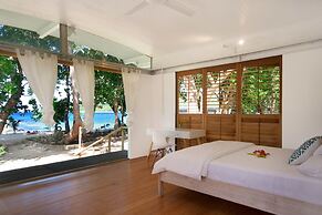 Two Canoes Island Getaway