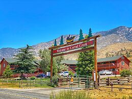 Corral Creek Lodge