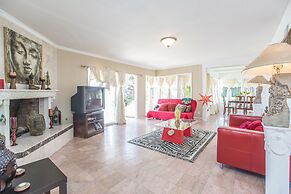 Bel-Air Villa, 3 Bedrooms - Celebrity Area