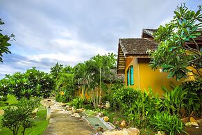 E-outfitting Pai Resort