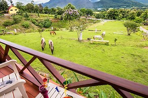 E-outfitting Pai Resort