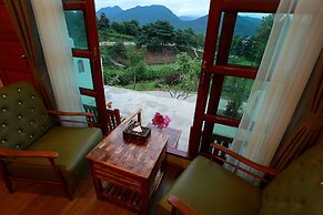 E-outfitting Pai Resort