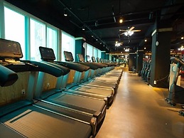 The Style Capsule Guesthouse - Hostel