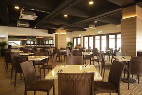 Tunamaya Beach & Spa Resort – Desaru