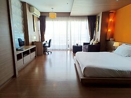 View Talay 6 Condominium by Honey
