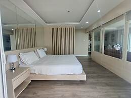 View Talay 6 Condominium by Honey