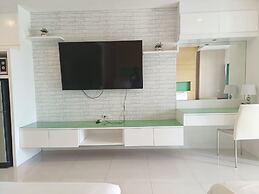 View Talay 6 Condominium by Honey