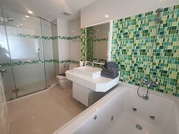 View Talay 6 Condominium by Honey