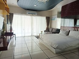 View Talay 6 Condominium by Honey