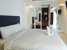 View Talay 6 Condominium by Honey