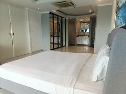 View Talay 6 Condominium by Honey