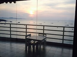 View Talay 6 Condominium by Honey