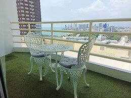 View Talay 6 Condominium by Honey