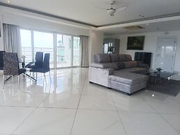 View Talay 6 Condominium by Honey
