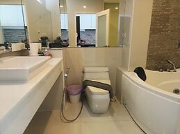 View Talay 6 Condominium by Honey