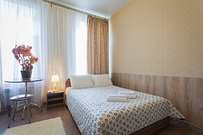 LeoHotels On Rizhskiy