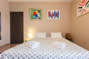 LeoHotels On Rizhskiy