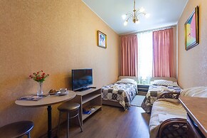 LeoHotels On Rizhskiy