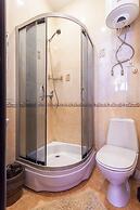 LeoHotels On Rizhskiy