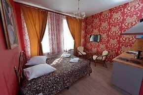 LeoHotels On Rizhskiy