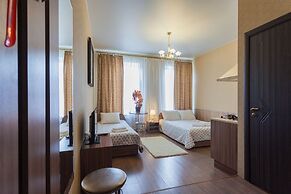 LeoHotels On Rizhskiy