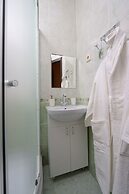 LeoHotels On Rizhskiy