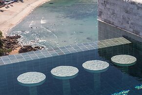 RED SKY beach view villa