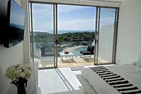 RED SKY beach view villa