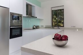 RED SKY beach view villa