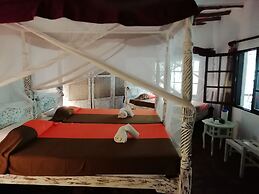 Aquarius Club International Resort