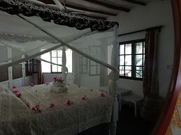 Aquarius Club International Resort