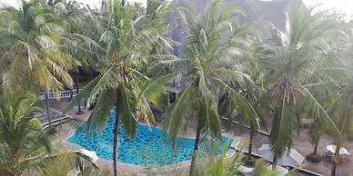 Aquarius Club International Resort