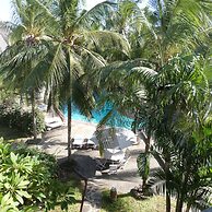 Aquarius Club International Resort