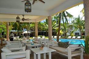 Aquarius Club International Resort