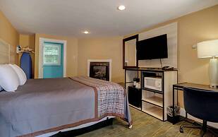 Yankee Clipper Inn, SureStay Collection by Best Western