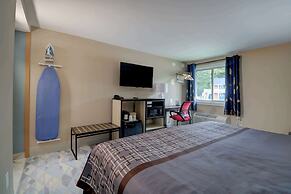 Yankee Clipper Inn, SureStay Collection by Best Western