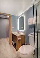 Yankee Clipper Inn, SureStay Collection by Best Western