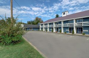 Yankee Clipper Inn, SureStay Collection by Best Western